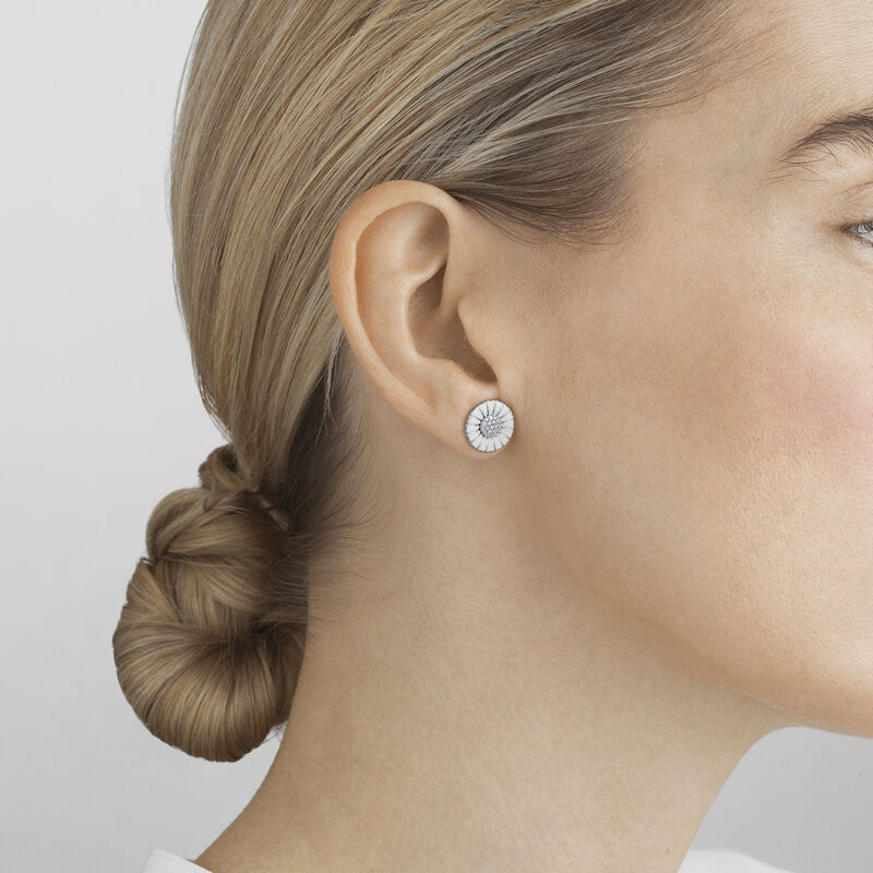 Smøre jeg er glad pin Marguerit sølv øreringe med diamanter | Georg Jensen