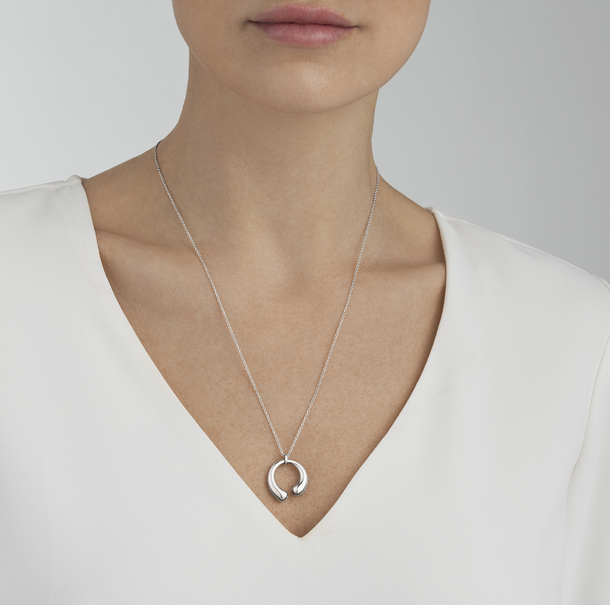 MERCY medium sterling silver pendant necklace | Georg Jensen