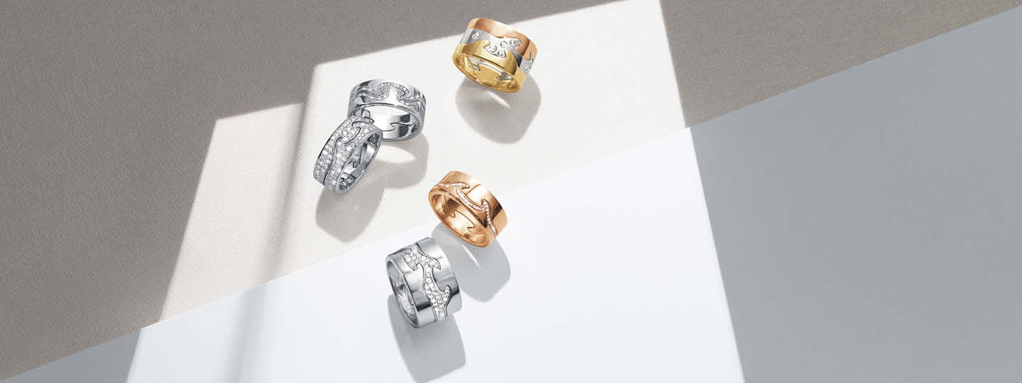 Fusion 3-piece rings in white, yellow and rose gold with brilliant cut diamonds and Fusion 2-piece rings in white and rose gold with brilliant cut diamonds 